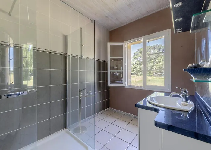 Semesterbostad Le Moulin De Bafave *